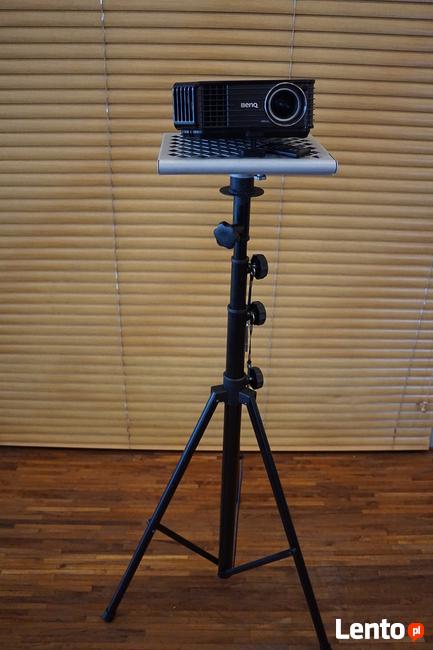 Nagłosnienie światło projektor mikrofon ruchome głowy