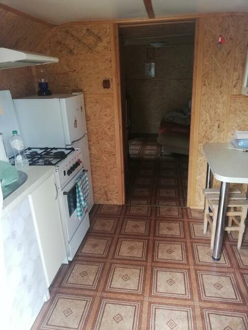 Oddam za darmo barak z przybudówką