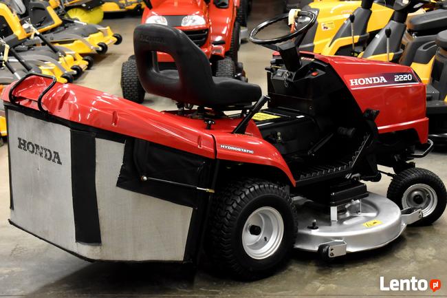 Traktorek kosiarka samojezdna z koszem Honda 2220 Hydrostat