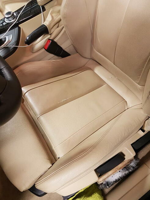 Pranie tapicerki. przygotowanie do sprzedaży.Polerowanie.