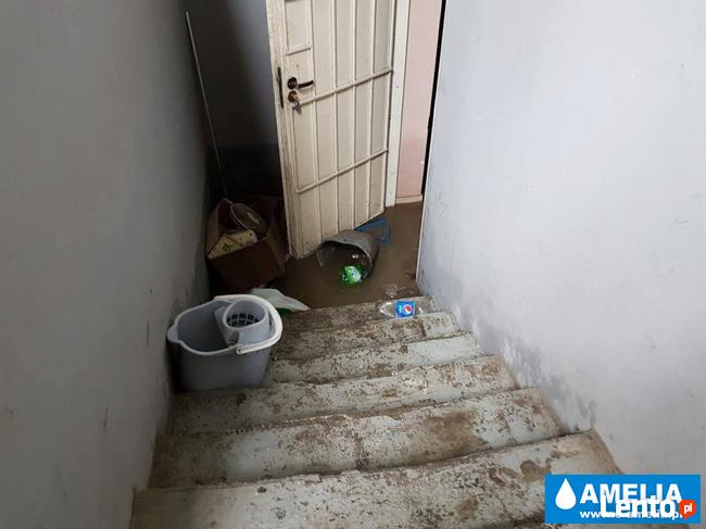 Sprzątanie po wybiciu kanalizacji zalaniu Brzesko