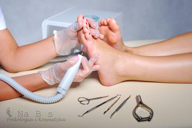 Pedicure Podologiczny dla Osób starszych z dojazdem do domu.
