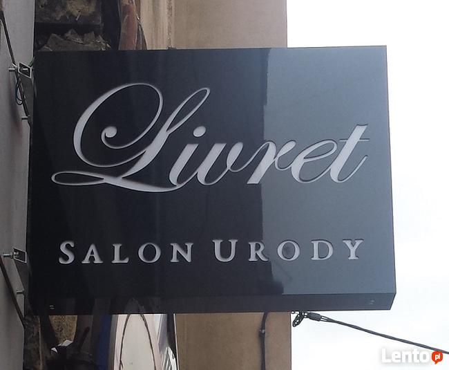 Reklama świetlna LITERY ŚWIECĄCE Kaseton plexi dibond 3D