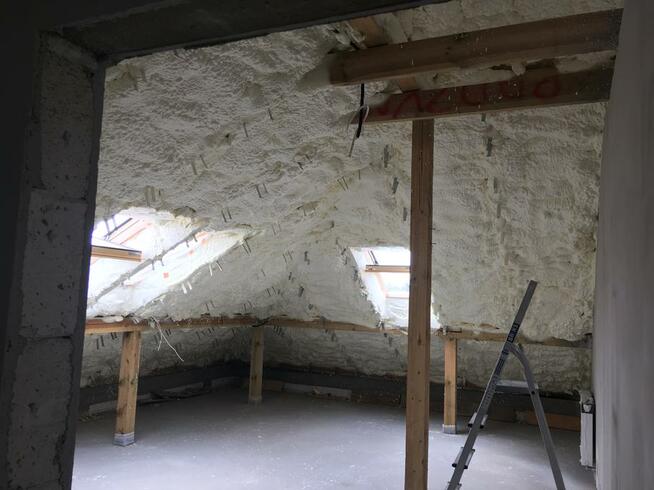 Ocieplanie pianą PUR, pianka pur, Tłuszcz