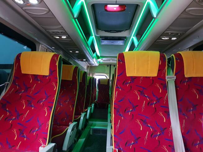 Transport osób Dąbrowa Górnicza przewozy osób Myslowice busy