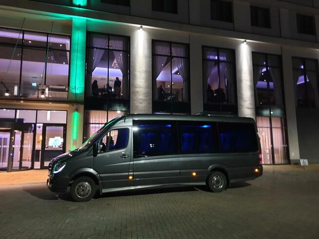Transport osób Dąbrowa Górnicza przewozy osób Myslowice busy