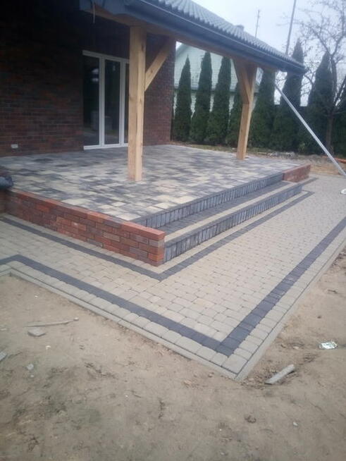 Kompleksowe układanie kostki brukowej