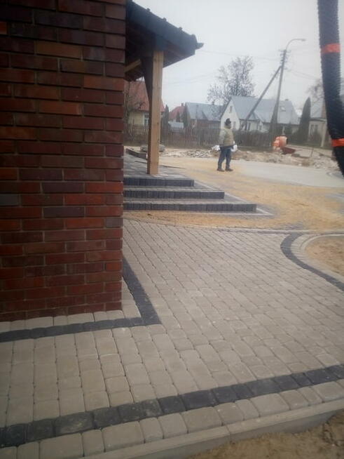 Kompleksowe układanie kostki brukowej
