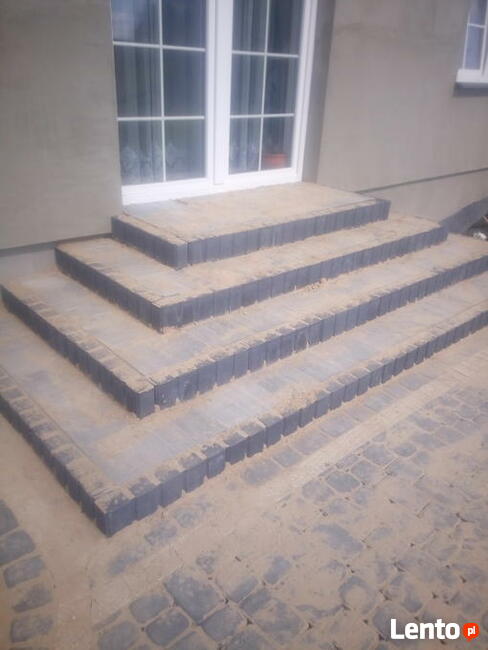 Kompleksowe układanie kostki brukowej