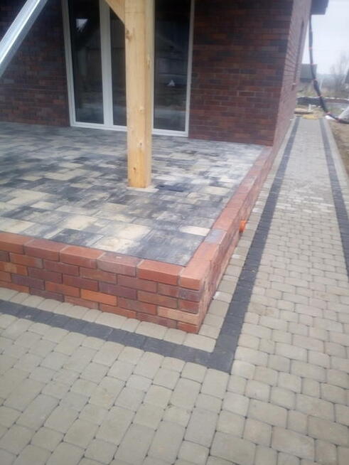 Kompleksowe układanie kostki brukowej