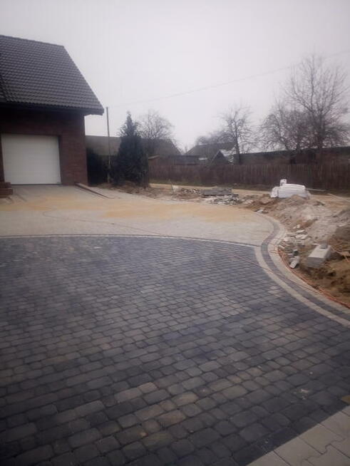 Kompleksowe układanie kostki brukowej