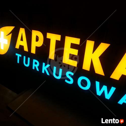 Kasetony z dibondu – trwała i skuteczna reklama firmy