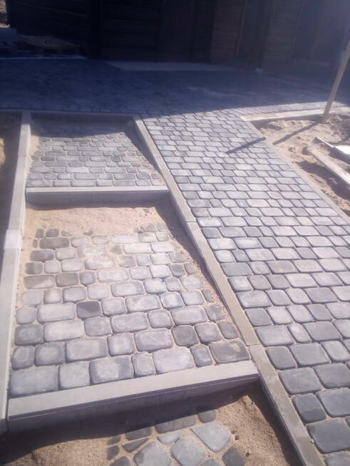 Kompleksowe układanie kostki brukowej