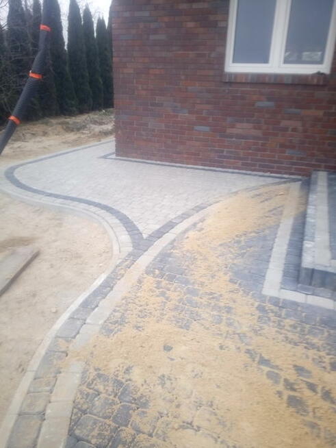 Kompleksowe układanie kostki brukowej