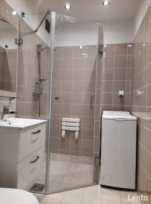 Kabiny prysznicowe na wymiar - Glasston szklarz poznań