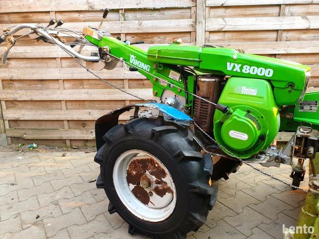 Traktorek Jednoosiowy Dzik Ciągnik Ogrodniczy Zamiatarka