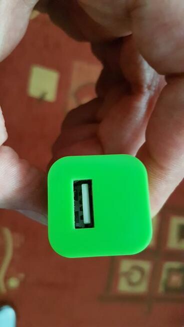 Sprzedam przejściówkę 230V na USB