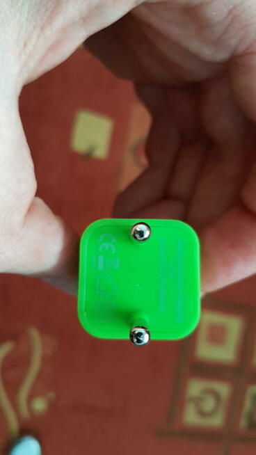 Sprzedam przejściówkę 230V na USB