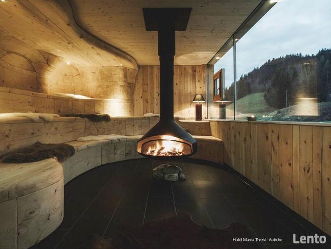 Ekskluzywny kominek wiszący, obrotowy FOCUS model ERGOFOCUS