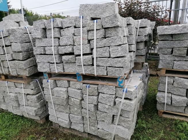 Kamień murowy granitowy - Krawężnik granitowy