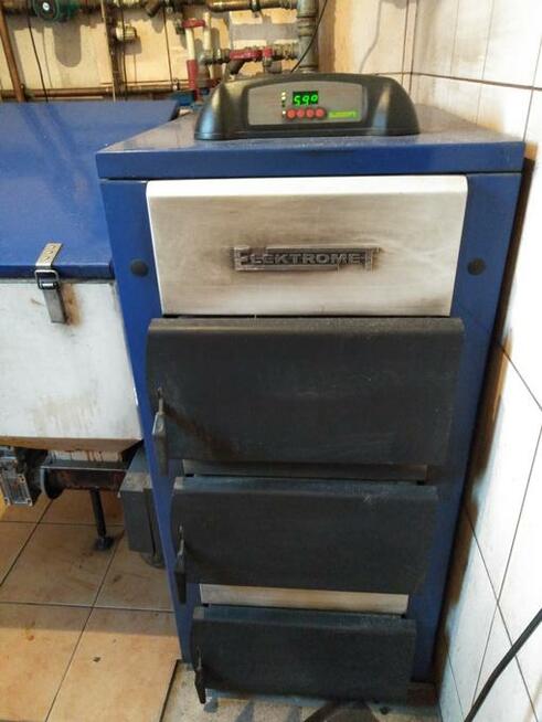Elektromet piec co z podajnikiem 25kw i bolierem
