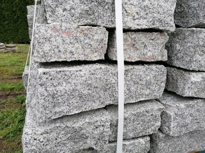 Kamień murowy granitowy - Krawężnik granitowy