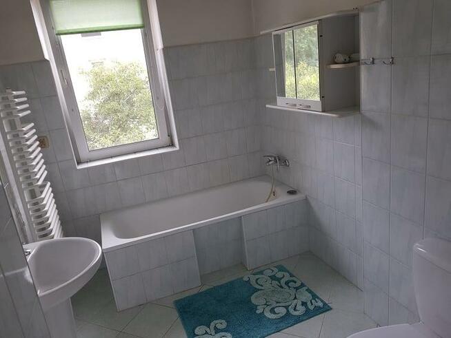 3 pokojowe mieszkanie 75m2. Piętro domu jednorodzinnego.