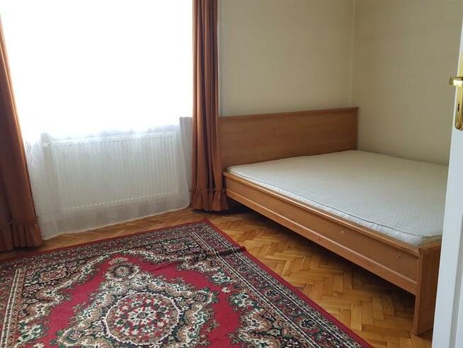 3 pokojowe mieszkanie 75m2. Piętro domu jednorodzinnego.