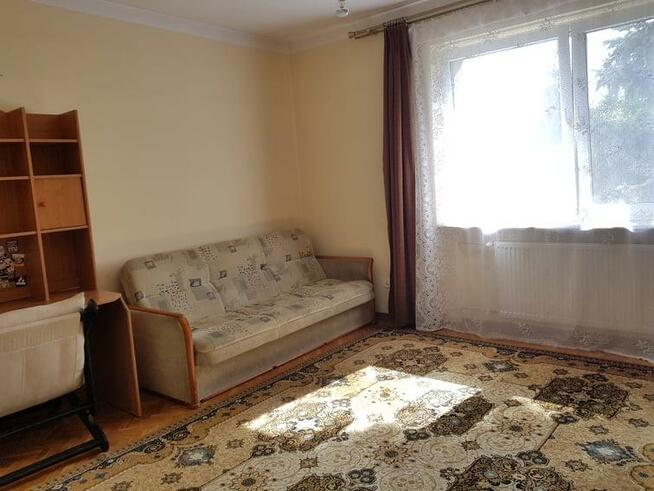 3 pokojowe mieszkanie 75m2. Piętro domu jednorodzinnego.