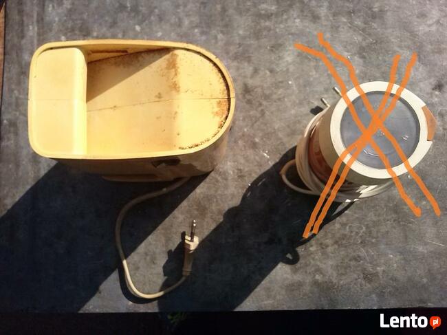 Młynek do mielenia kawy, pieprzu, elektryczny, dwa po 30 zł.