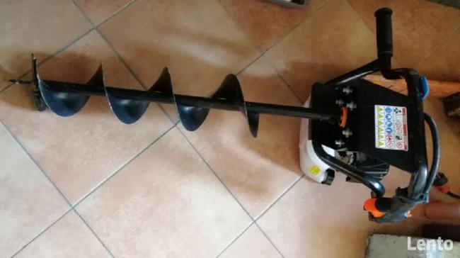 Wiertnica, świder spalinowy