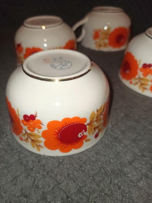 4 filiżanki do kawy herbaty * porcelana PRL w kwiaty maki