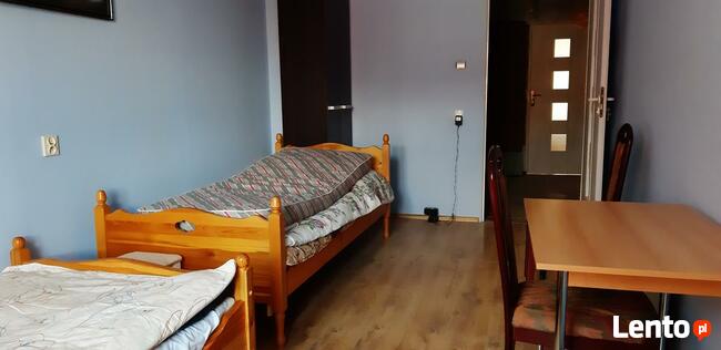 Wynajem pokoi dla pracowników firm i turystów