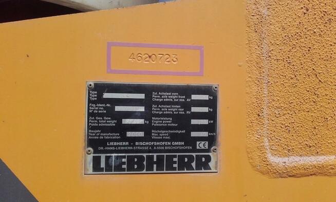 ŁADOWARKA LIEBHERR 2000 ROK