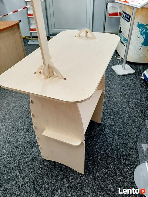 Stoliki ze sklejki, Regały drewniane, Detale z drewna