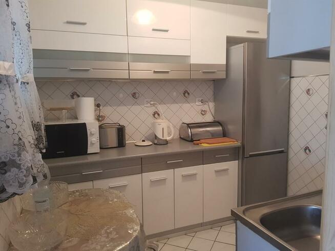 Mieszkanie + parking (strzeżony na pilota, monitoring)