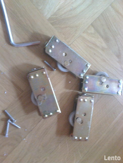 Naprawa drzwi przesuwnych Naprawa szaf wnękowych