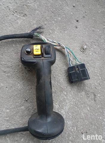 Sprzedam joystick do Cat 432 F2