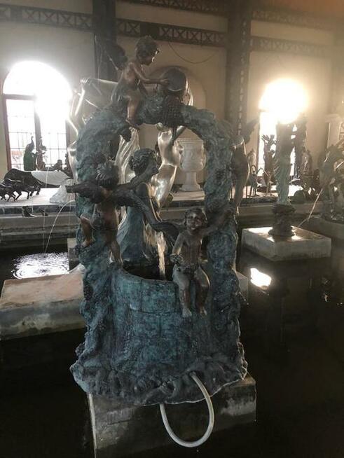 Fontanna Pałacowa Anioły z brązu H 255cm