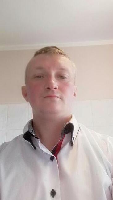 Szukam dziewczyny myślącej tylko o założenie stałego związku