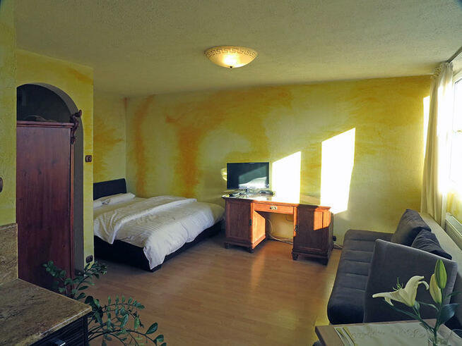 MIESZKANIE KRZYKI RACLAWICKA KAWALERKA WYS. STANDARD Park