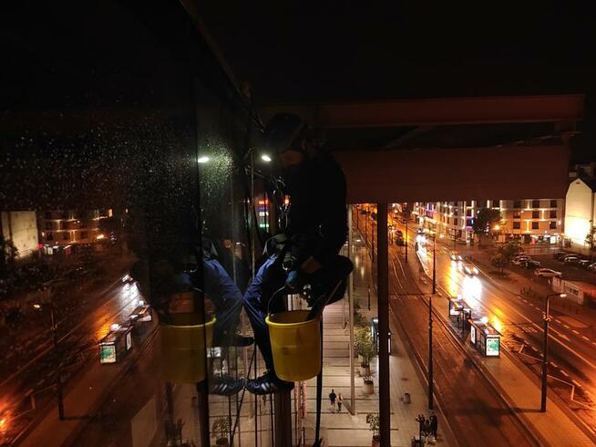 Prace na wysokości Czyszczenie rynien Mycie okien Malowanie