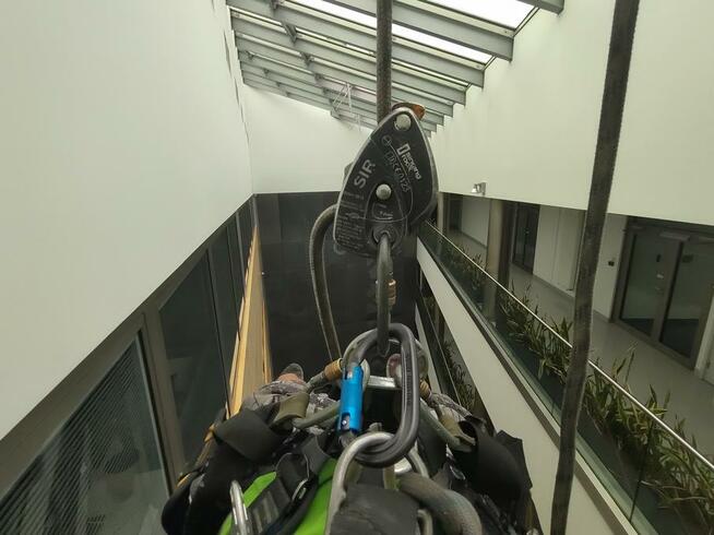 Prace na wysokości Czyszczenie rynien Mycie okien Malowanie