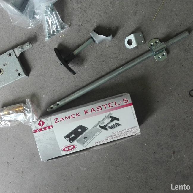 ZAMEK BRAMY GARAŻOWEJ SEGMENTOWEJ