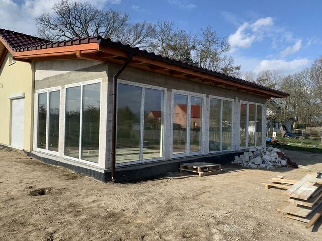 Przyjmę zlecenia na montaż okien, drzwi, rolet ,serwis okien,