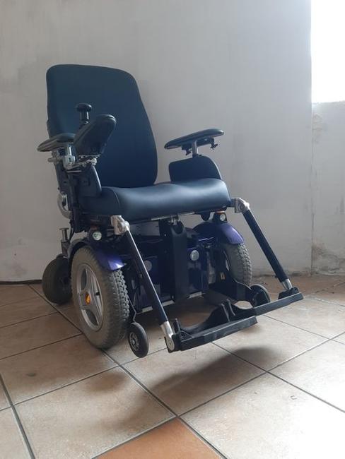 Wózek elektryczny inwalidzki Permobil C-300