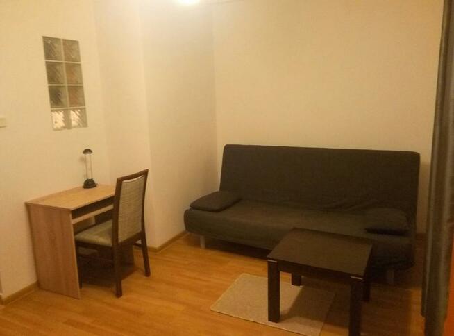 Bezpośrednio 18m2 vis a vis ZOO i Placu Hallera