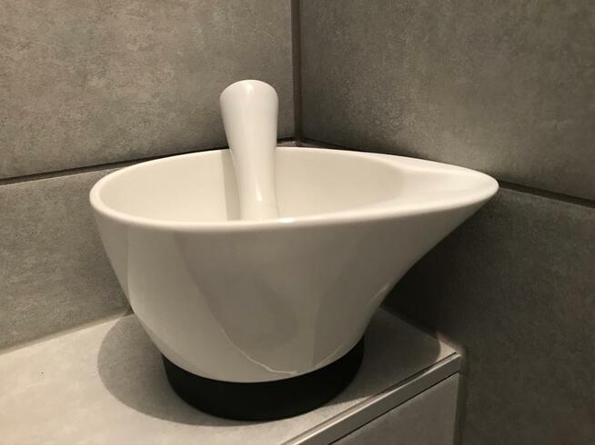 Moździerz tłuczek ceramiczny Sagaform biały do ziół przypraw