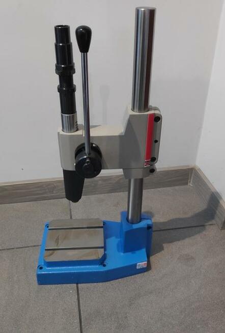 Praski udarowe ręczne - do znakowania