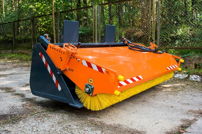 Zamiatarka szczotkowa do łyżki – seria ZS